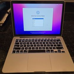 MacBook Pro A1502 – Great Condition, Factory Reset, Ready to Go