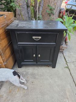 Dresser