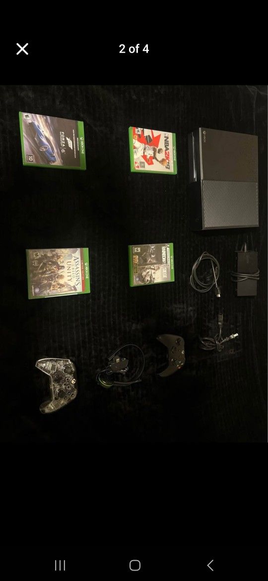 ‼️ JUNETEENTH SALE ‼️- Xbox One : With Games, Controllers, and a Gaming Headset !