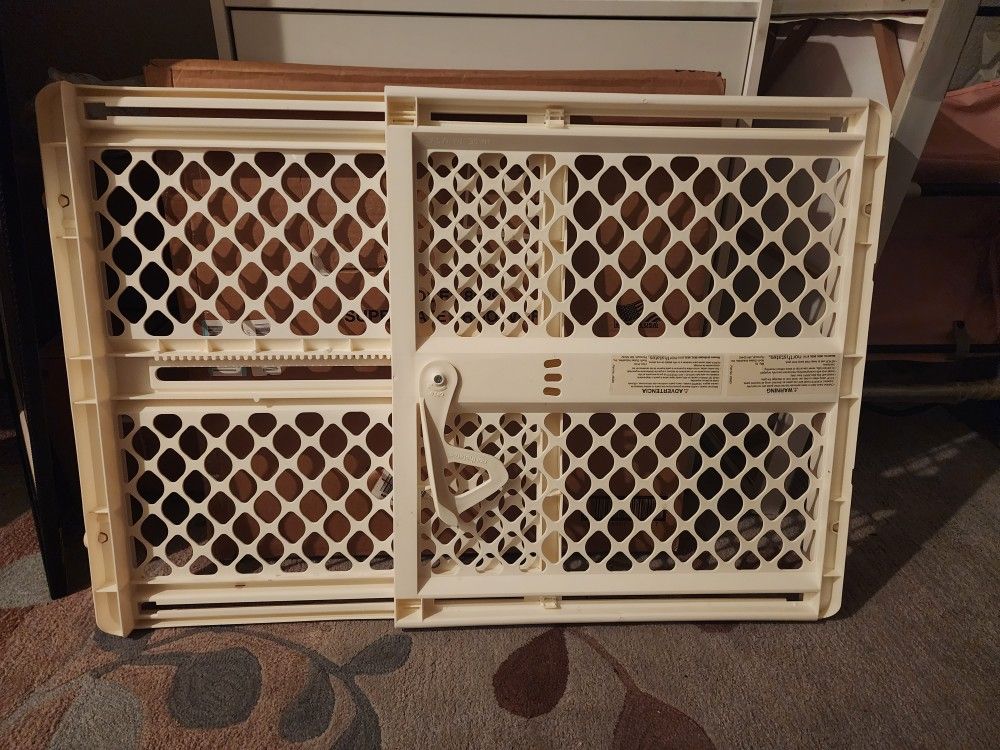 GATE FOR BABY OR PETS