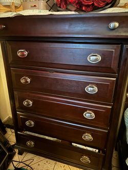 Bedroom set