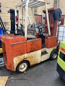 Forklift  5000  Pound