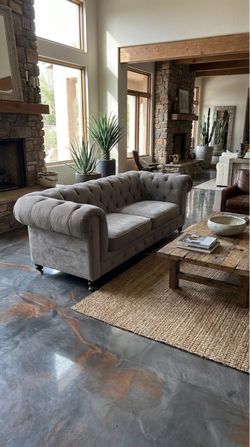 Free Delivery Restoration Hardware Kensington chesterfield couch