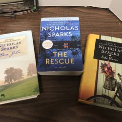 3 Nicholas Sparks books, the rescue, dear John and safe heaven  2 hardcover like new and one softcover in good condition as shown on the photos 