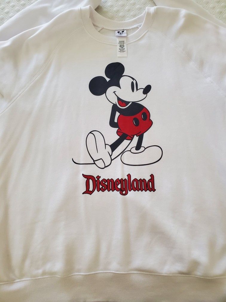 White Disney Sweater XXL