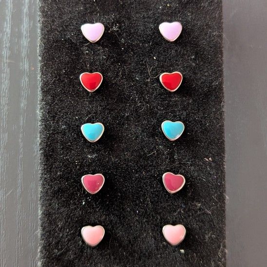 β¨ Heart Pop Titanium Flatback Earrings β Hypoallergenic & Cute! β¨