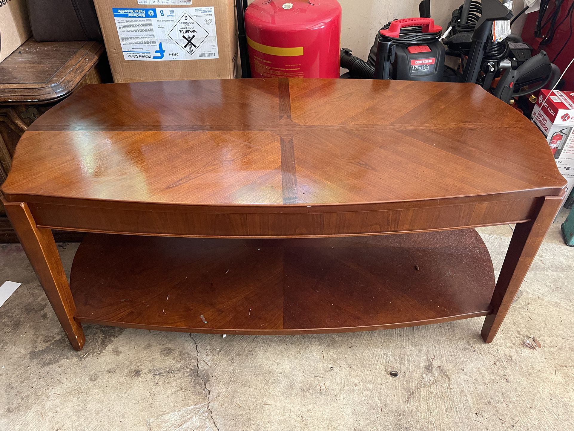 Solid Wooden Coffee Table /w Lower Shelf 