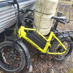 Juiced  RipRacer E-bike 52v + Charger 