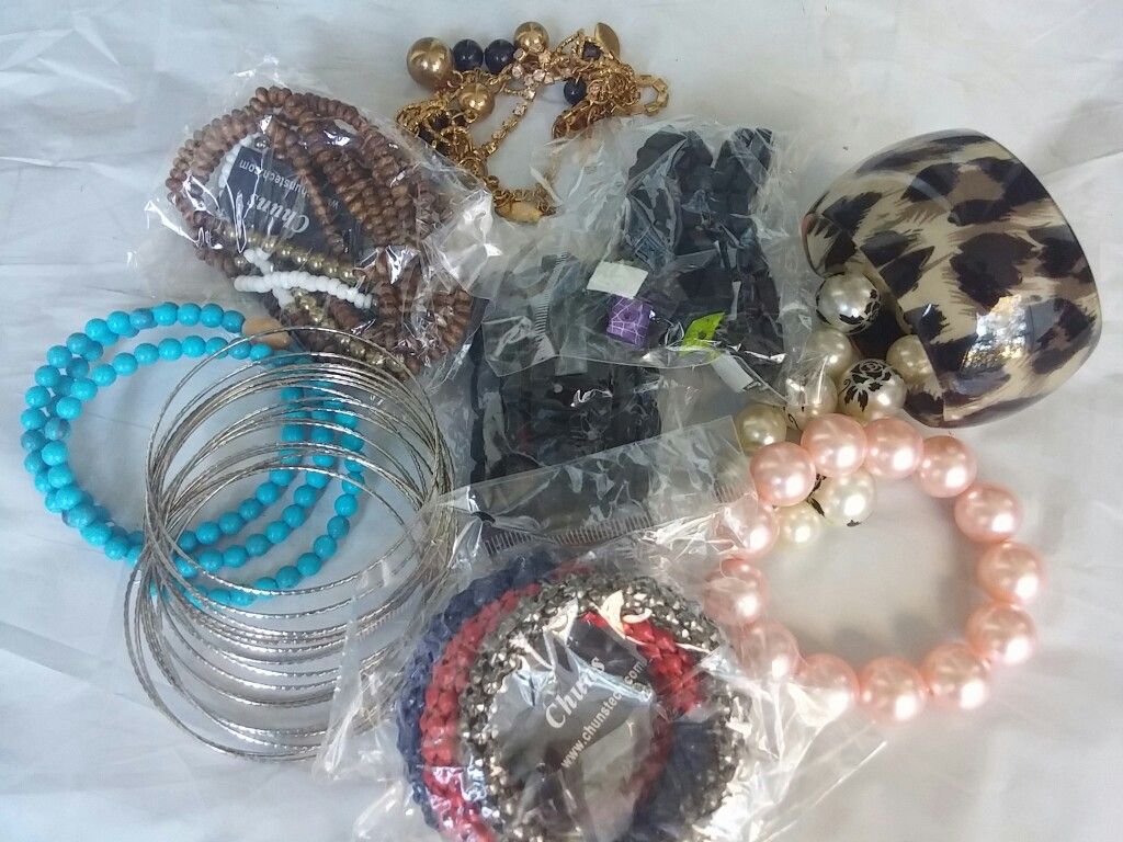Bracelet