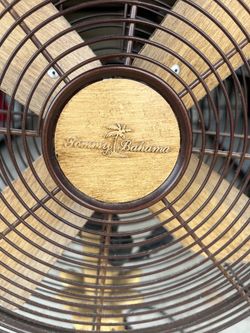 Tommy Bahamas fan
