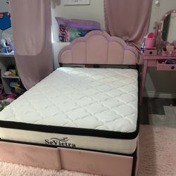 Full Size Bed 