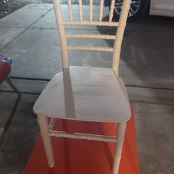 White chiavari chairs for kids