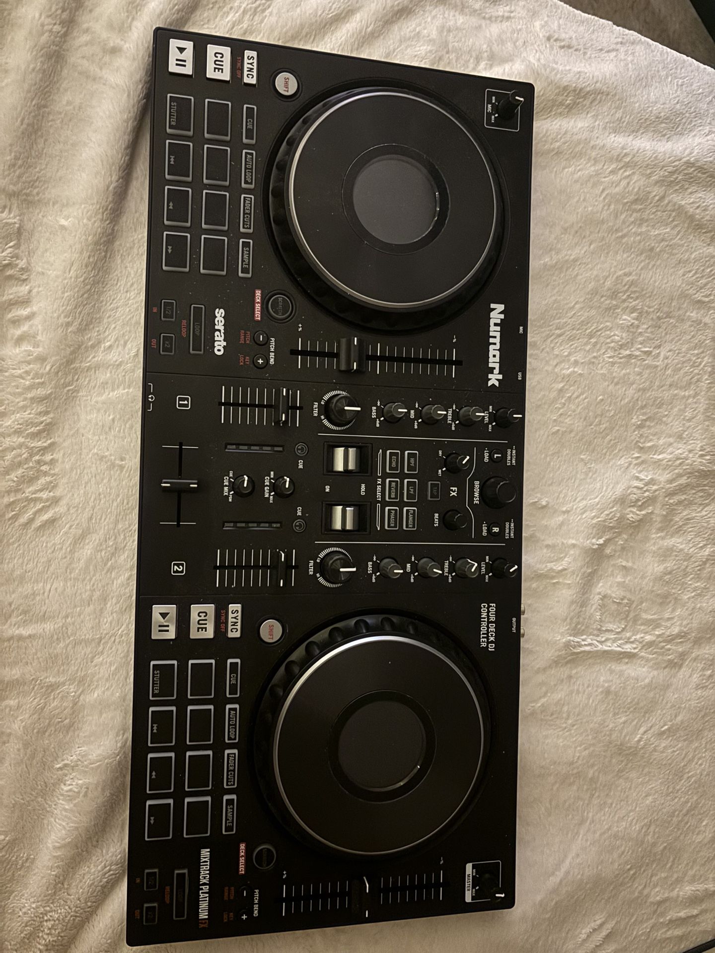 DJ BOARD