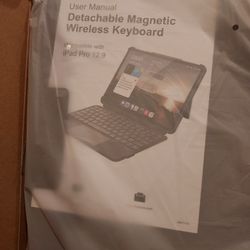 New In BOX Magnetic DETACHABLE Wireless KEYBOARD Make Offer