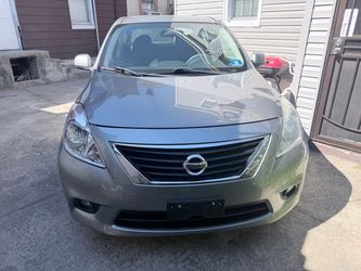 Nissan Versa Sedan