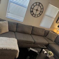 Couch For Sale Good Condition 