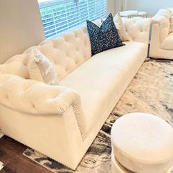 Modern Sofas , Modern Style , Same Day Delivery , No Credit Needed