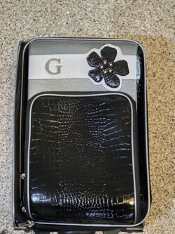 GUESS carry-on Luggage