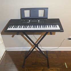 Yamaha E343 Electronic Keyboard w/ Stand Manual 5 Books 7 Posters
