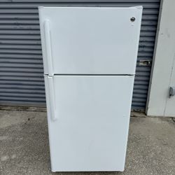 Nevera / Refrigerator GE 