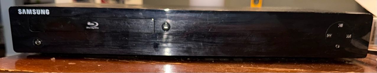 Samsung BD-P1500 2nd Gen 1080P BluRay Disc Player