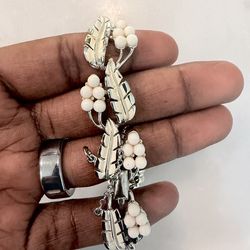 Vintage Coro Signed Silver Tone Bracelet Milk Glass Bead Leaf Link