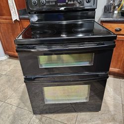 Whirlpool Electric Stove