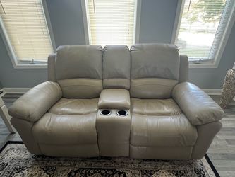 100% leather reclining living room set w/USB’s