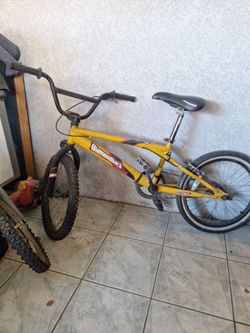Diamondback Viper BMX Bike