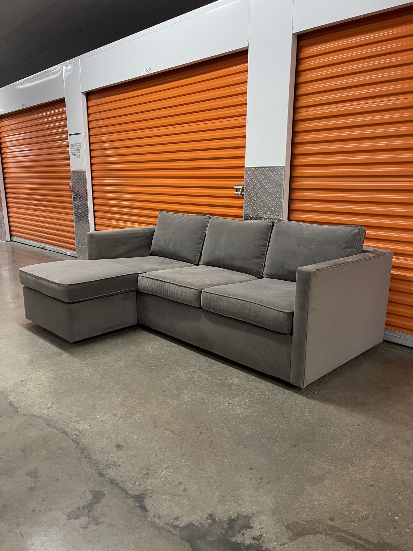West Elm 86” Harris 2-PC Reversible Sectional Sofa Couch | FREE DELIVERY | NYC 🚛