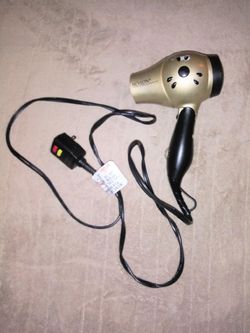 Blow dryer