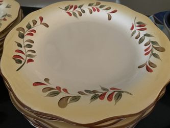 Dinnerware Set 