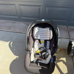 GRACO Child Seat/Stroller Set