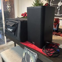 QSC 10.2K POWERED SPEAKER