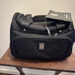 Travelpro FlightCrew Deluxe Tote Bag – Black – NEW With Tags