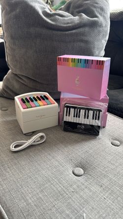 Olivia Rodrigo Piano Calendar Brand New