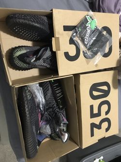 350$ for both pair!! My kids grades ant shit so I’m selling they shoes !!