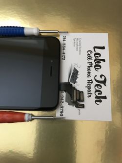 iphone 7 lcd/screen $60.00 with free tempered glass installed