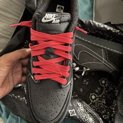 Travis Scott Jordan 1 Low 
