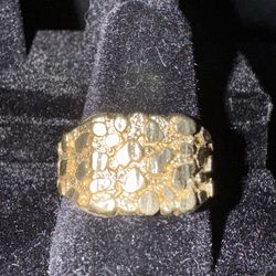 ⚜️10kt Nugget Ring ⚜️