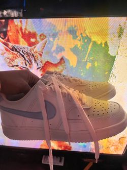 Women’s Nike shoes