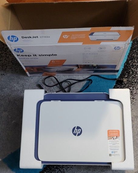 HP DeskJet 2742e Printer And Scanner