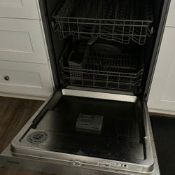 Samsung dishwasher model DW80R2031US.