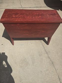 Beautiful Antique Rare Primitive Wood Dough Box