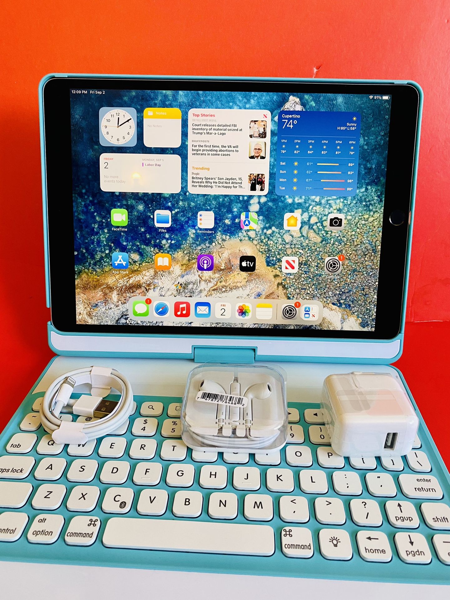 Apple IPad Pro 10.5” (Retina /latest iOS 15/ Touch ID) 64GB with