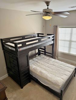 Twin Top Bunk And Full Bottom Bunk With Mattress