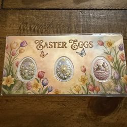 Beautiful Easter egg Silver Set.