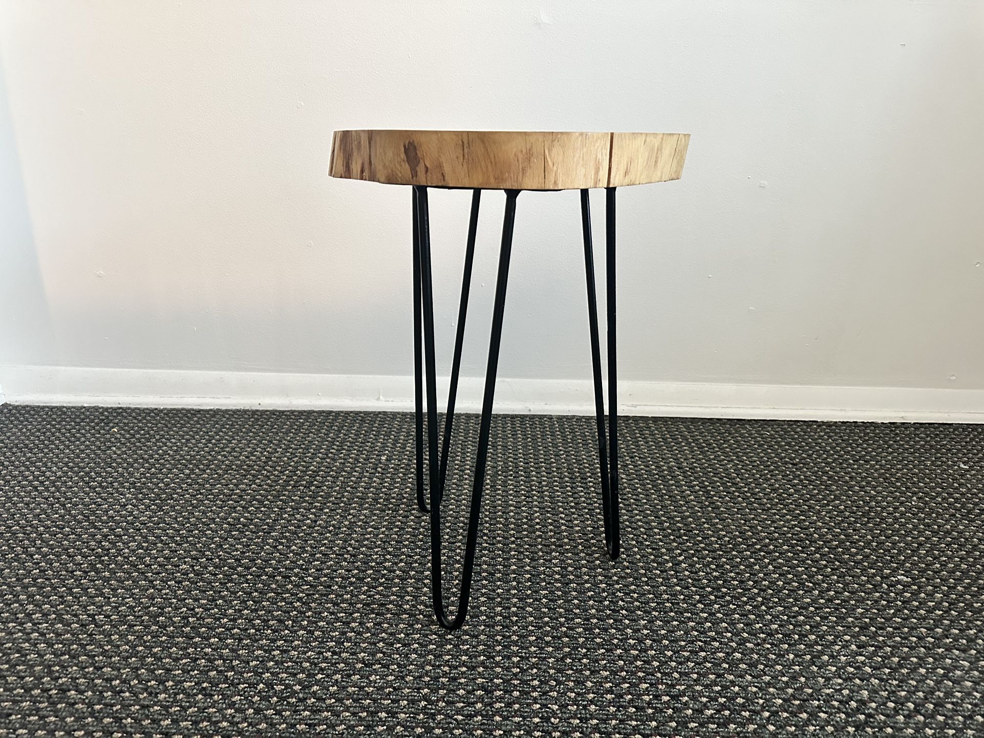 🚨 MOVING SALE! Rustic Live Edge Wood Slice Side Table w/ Hairpin Legs (Boho/Mid-Century)