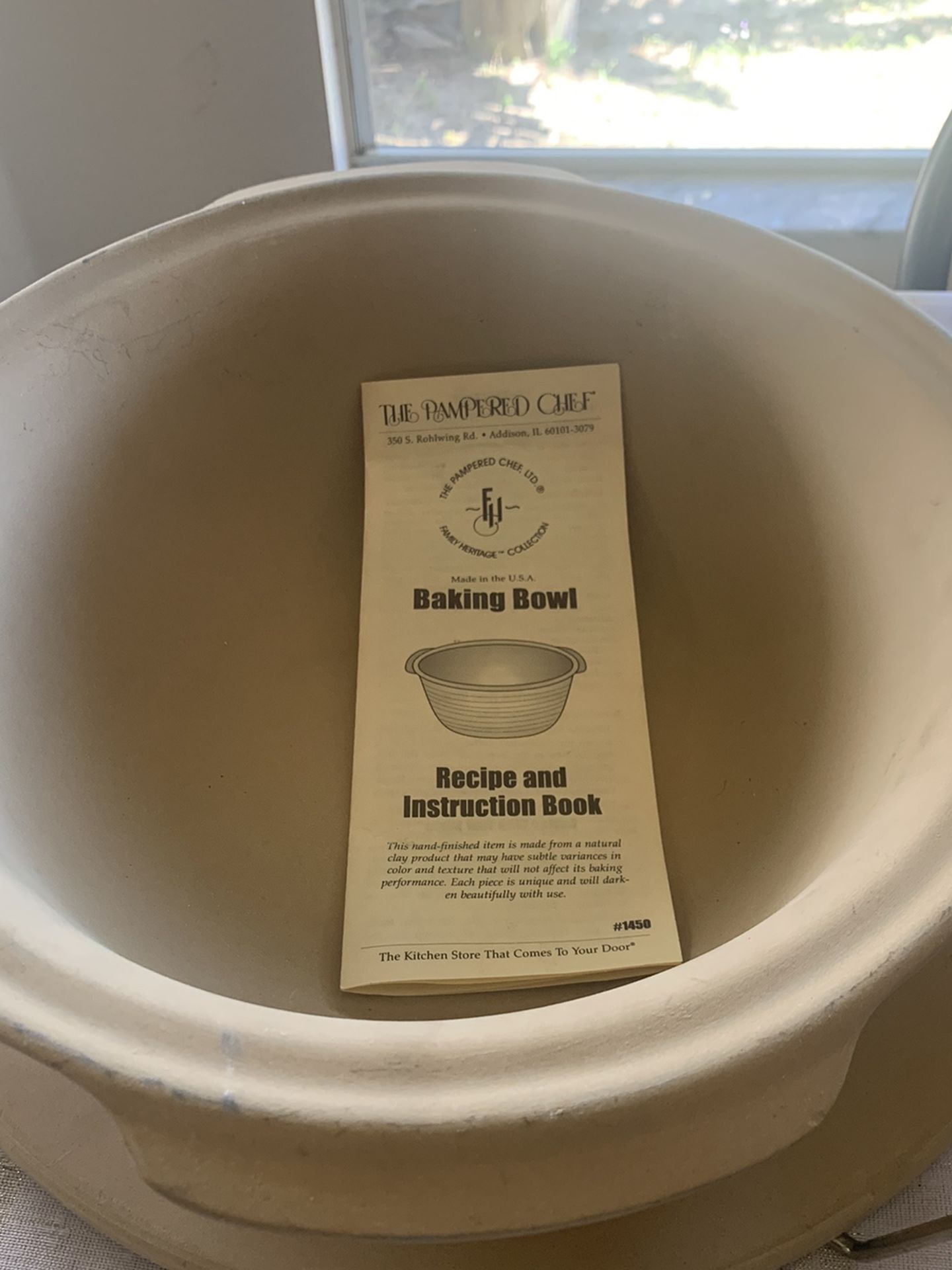 Pampered Chef Baking Bowl