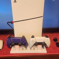 Ps5 Slim With 2 Controllers, 1tb ssd, cooling stand and Fan